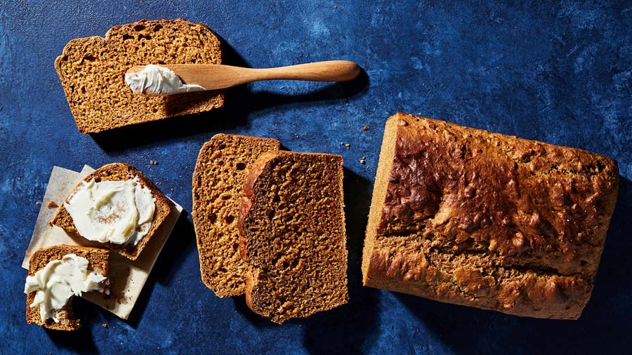 This is a rich-tasting, low-fat quick bread -- Honey Molasses Wheat! -- you'll make again and again