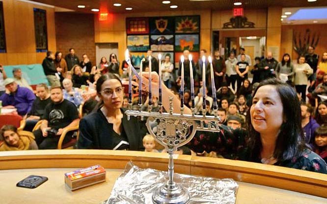 Ocasio-Cortez Chanukkah revelation

	