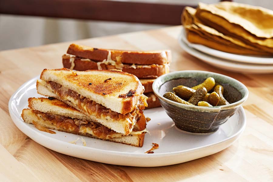 Here's how to turn your grilled cheese sandwich into an umami bomb (YUM!)
	
	
