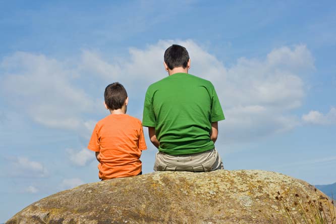 5 valuable life lessons every dad must teach his son
