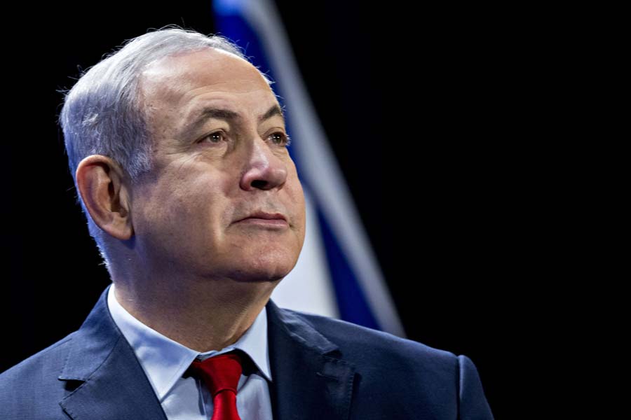 Israel implodes amid Netanyahu legal fight
	