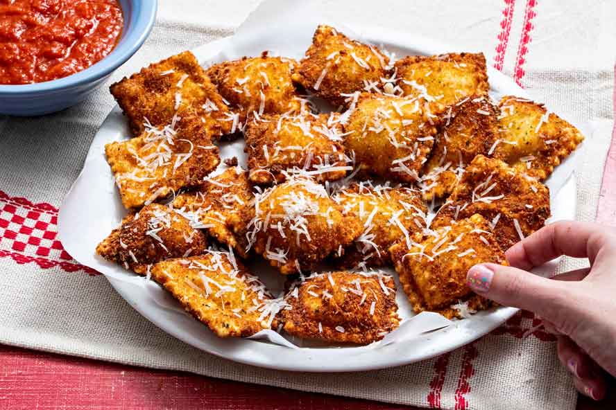 How to make toasted ravioli, the crispy, cheesy St. Louis snack worthy of broad acclaim
	
