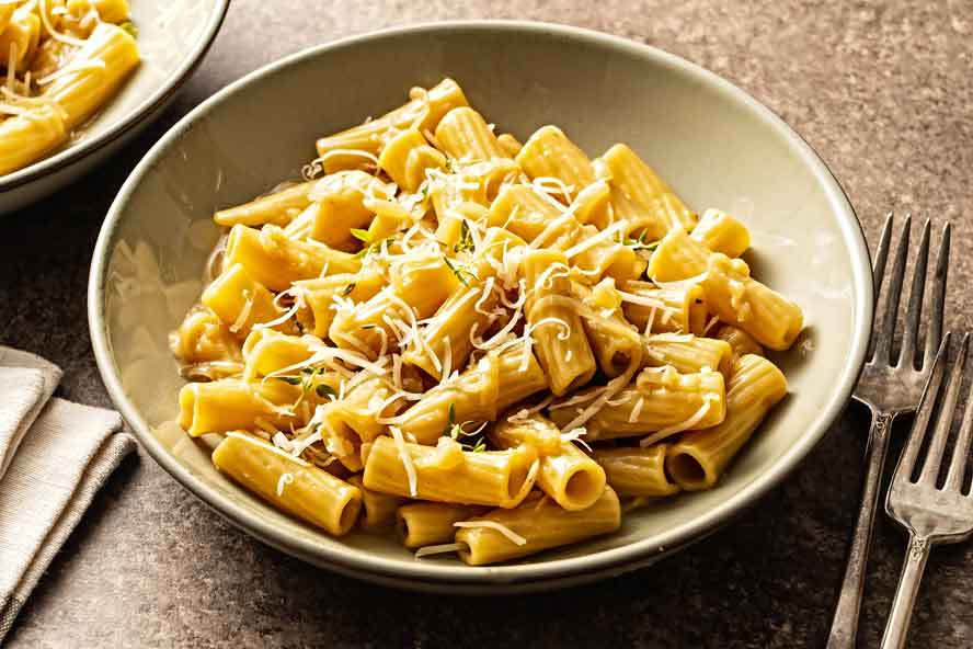 This French onion pasta is Internet famous --- and lives up to the hype
