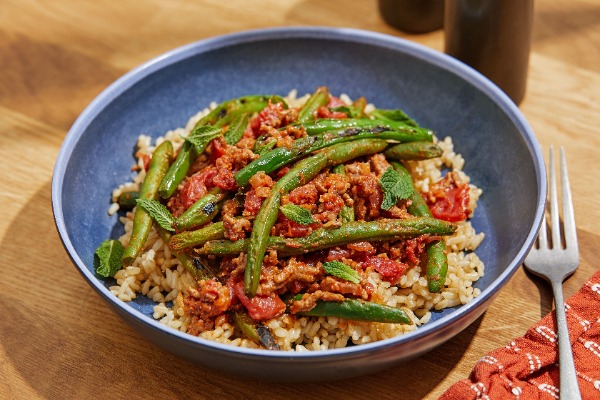  Lip-smackingly good lamb stir-fry is a a saucy, savory dish with flavors that lean toward North Africa and the Middle East
	
	