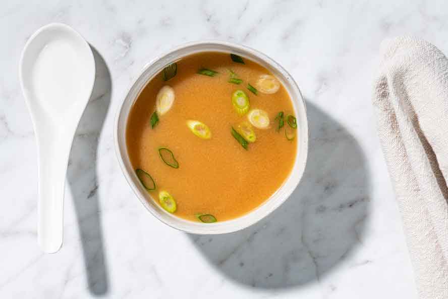 Miso soup delivers simple, warming satisfaction in a snap
	