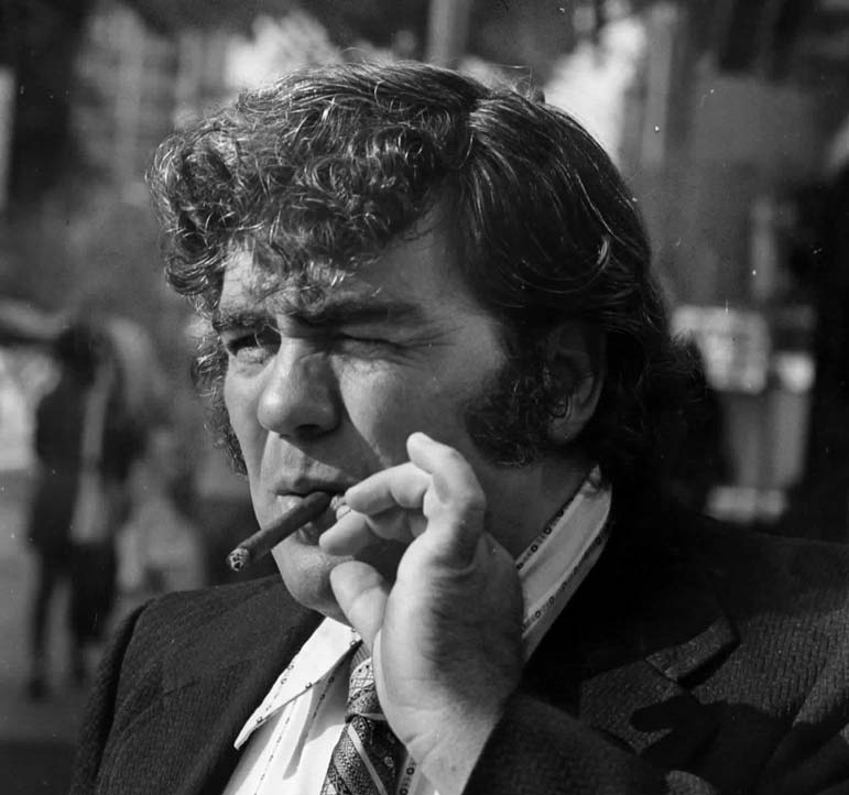 How Jimmy Breslin, Irish Catholic Pulitzer winner, came to appreciate <I>Shabbos</I>